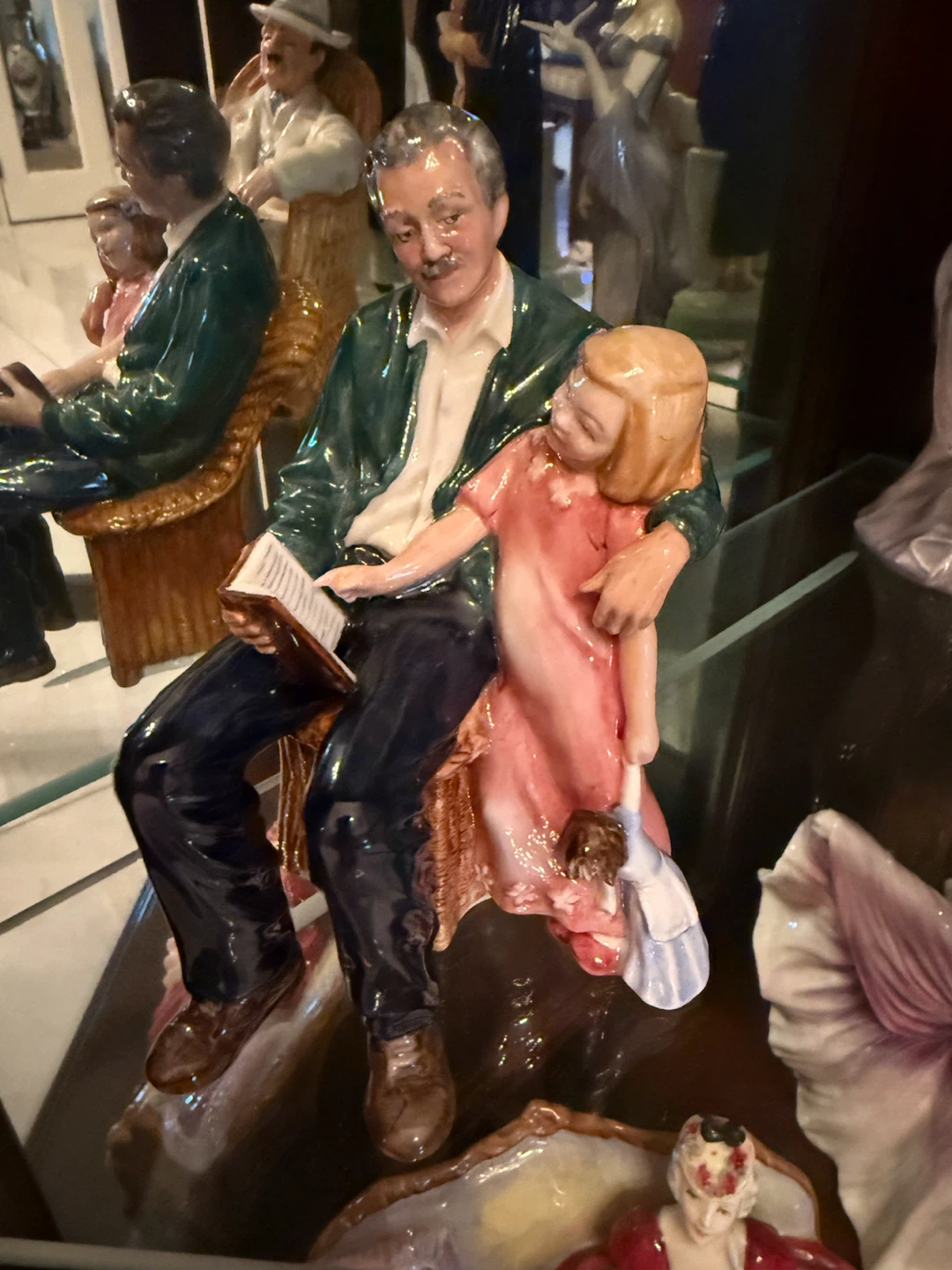 Royal Doulton Grandpa's Story Figurine HN 3486