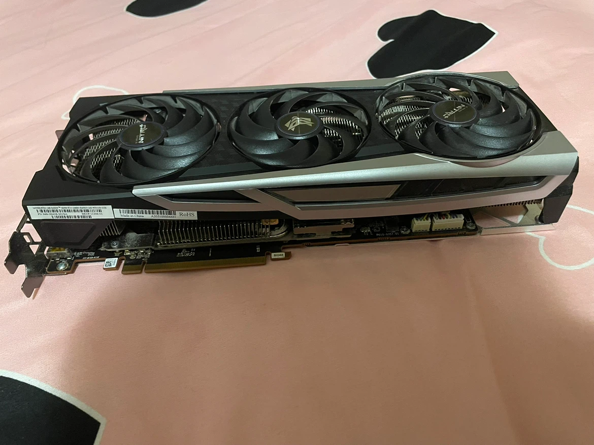 Sapphire Nitro+ Radeon 6900 XT 16GB VRAM Graphics Card - photo 3