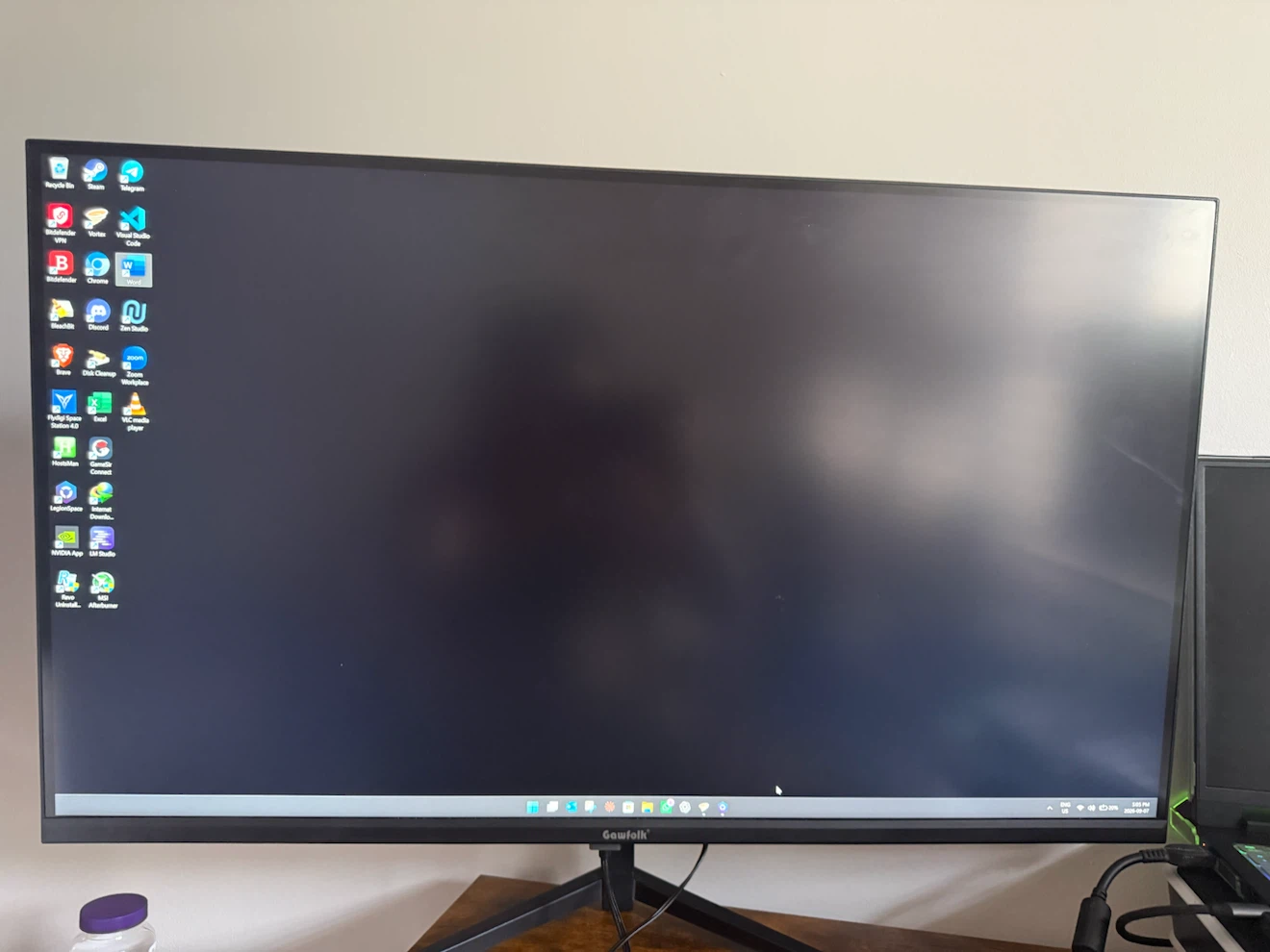 Gawfolk 32" 4K UHD Curved Monitor — In Box, Under Warranty