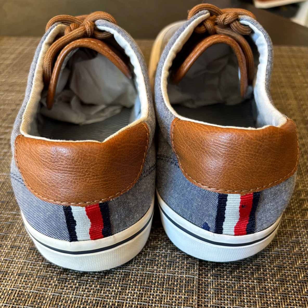 Tommy Hilfiger size 8 men’s Blue Sneakers - photo 3