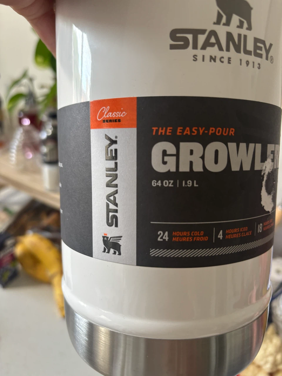 Stanley Classic Easy-Pour Growler 64oz - photo 4