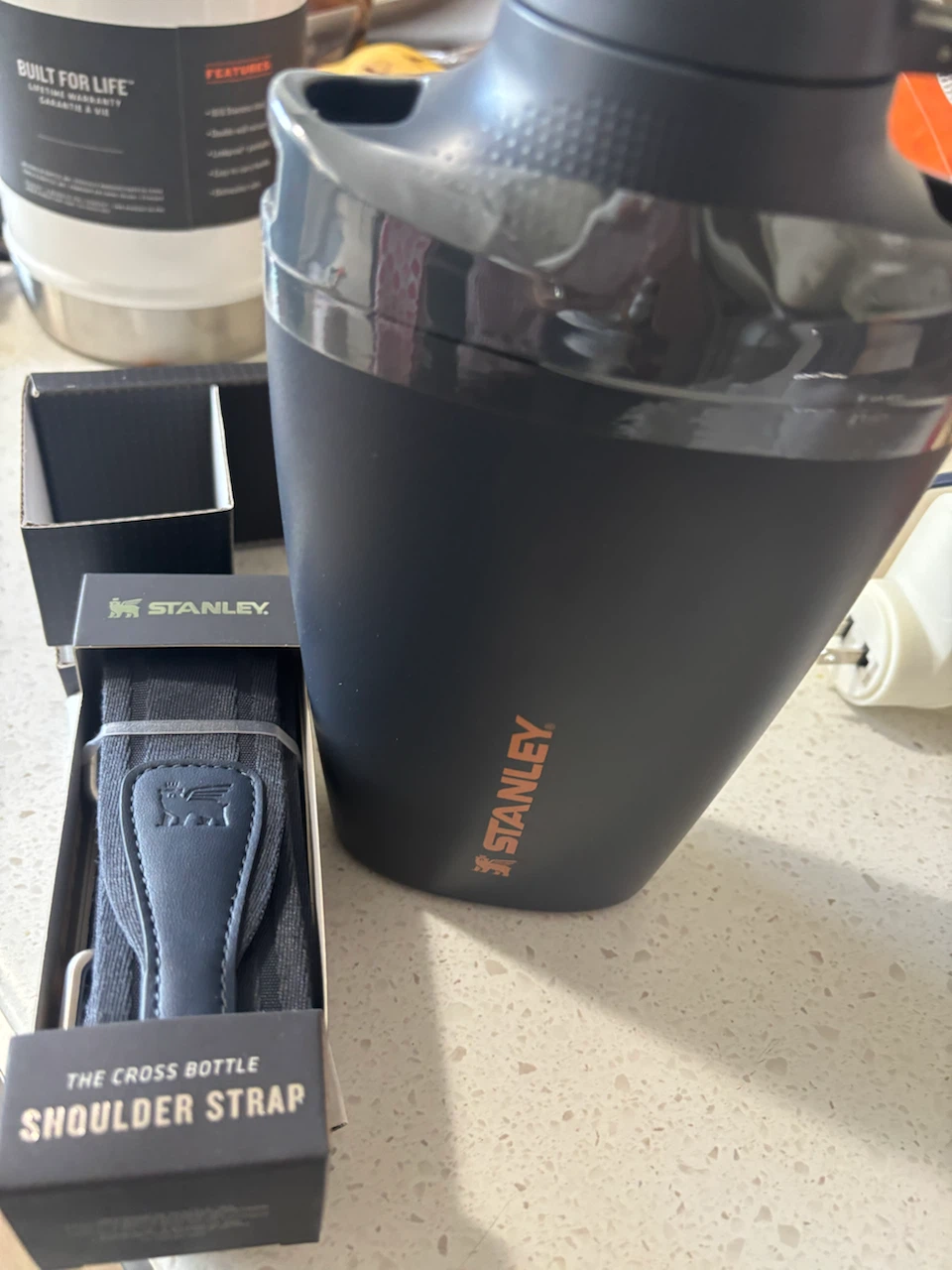 Stanley Cross Bottle 680ml - photo 4