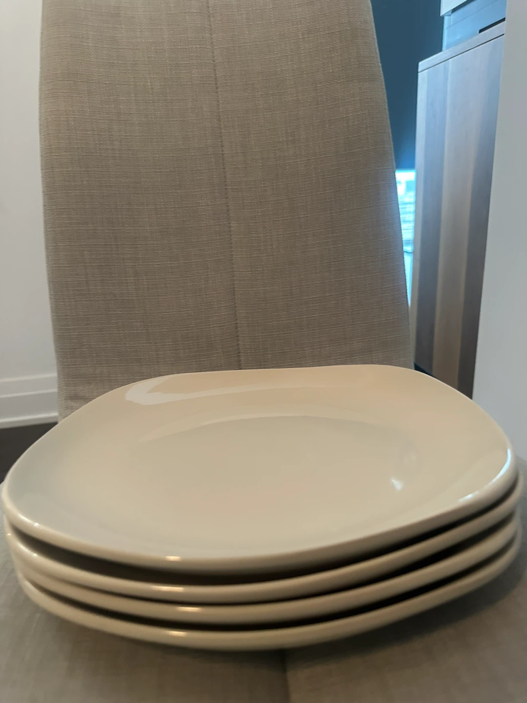Set of 4 Cream Square Dinner Plates - photo 4