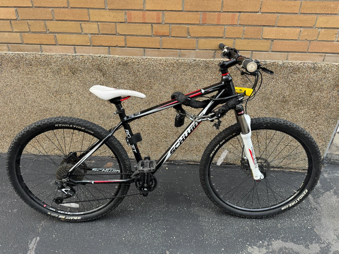 Schwinn Rocket Mountain Bike - photo 3