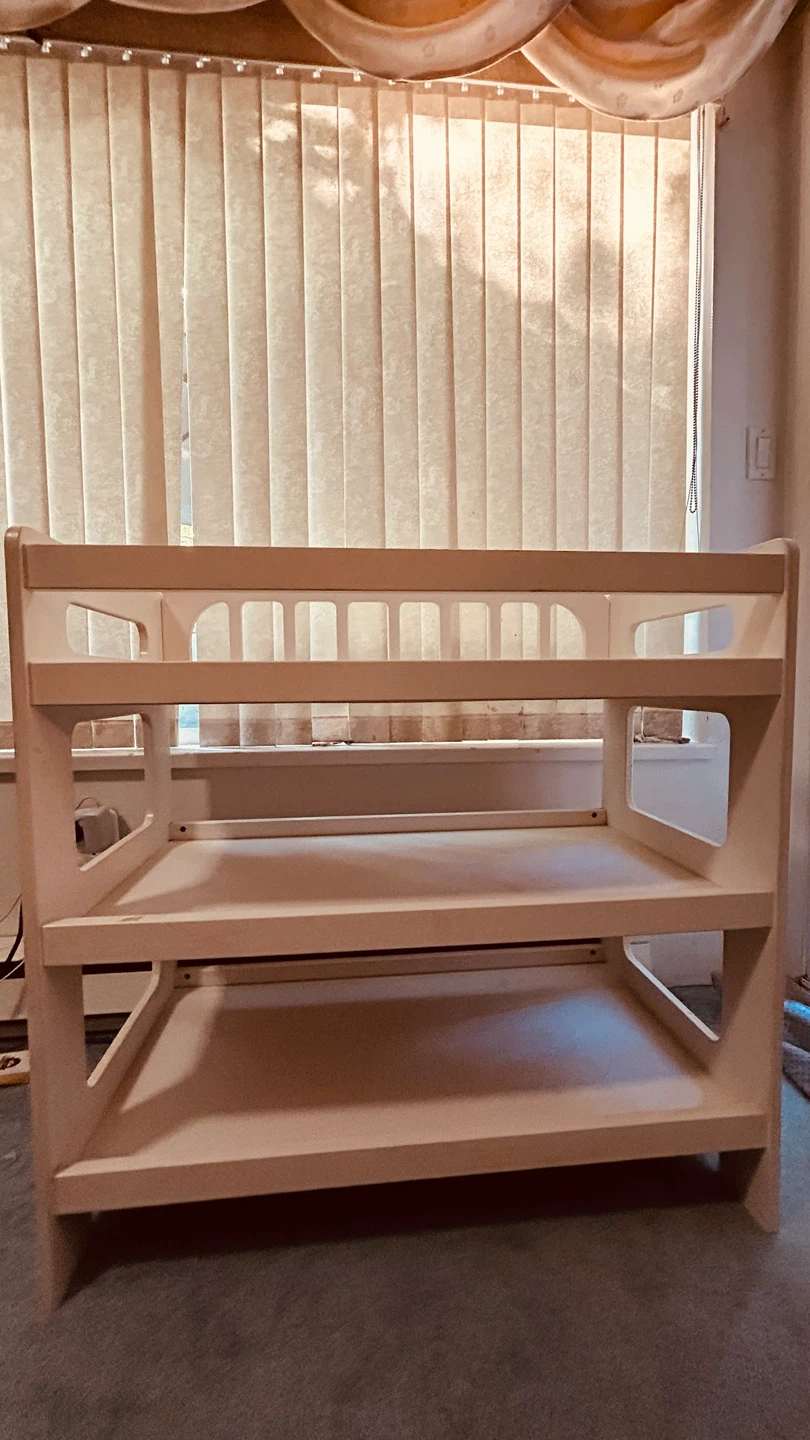 White Wooden Baby Changing Table - photo 3