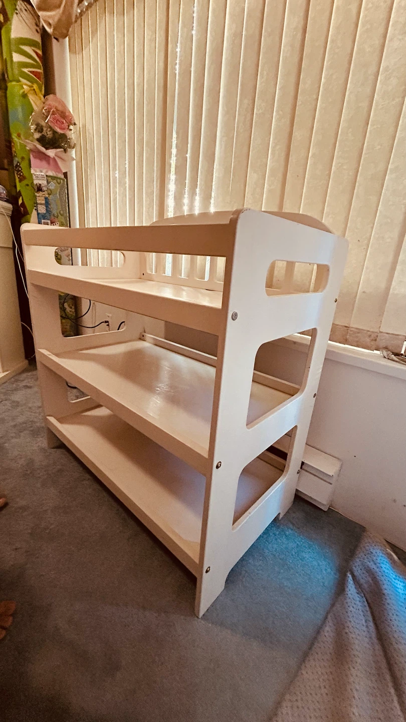 White Wooden Baby Changing Table - photo 4