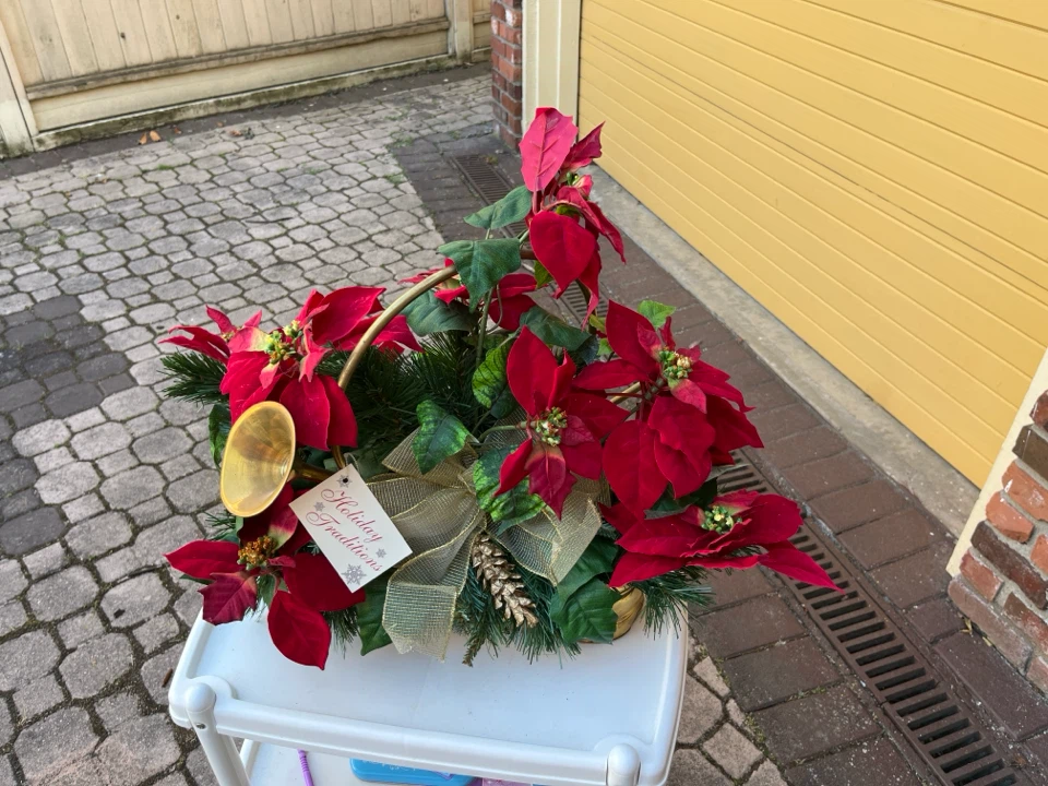 Holiday Traditions Poinsettia Arrangement - photo 2
