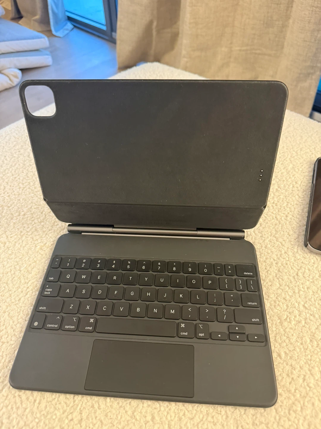 Apple Magic Keyboard for iPad 11-inch