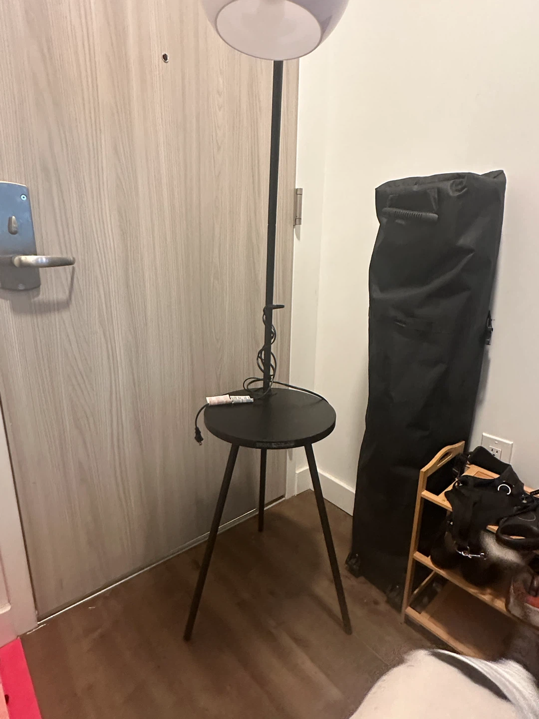 Modern Floor Lamp with Integrated Side Table - photo 2