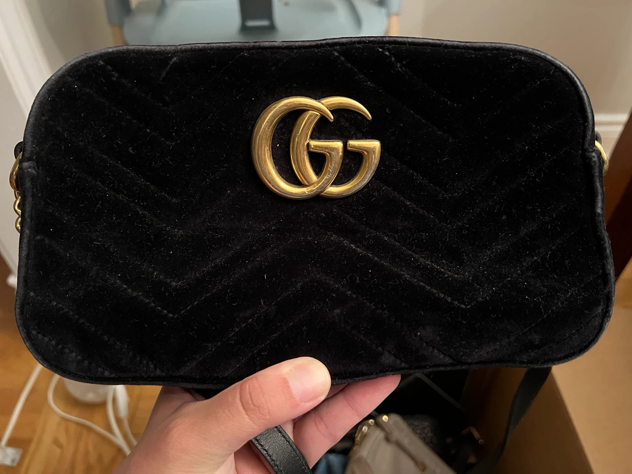 Authentic Gucci Marmont Velvet Shoulder Bag - photo 2