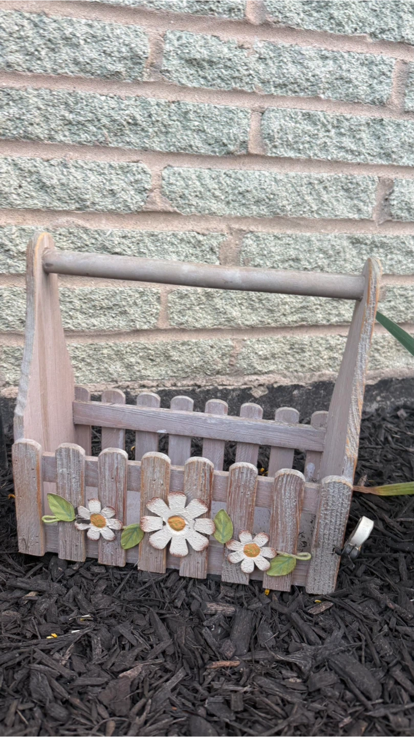 Rustic Decorative Wooden Caddy with Daisy and Bee Accents - photo 2