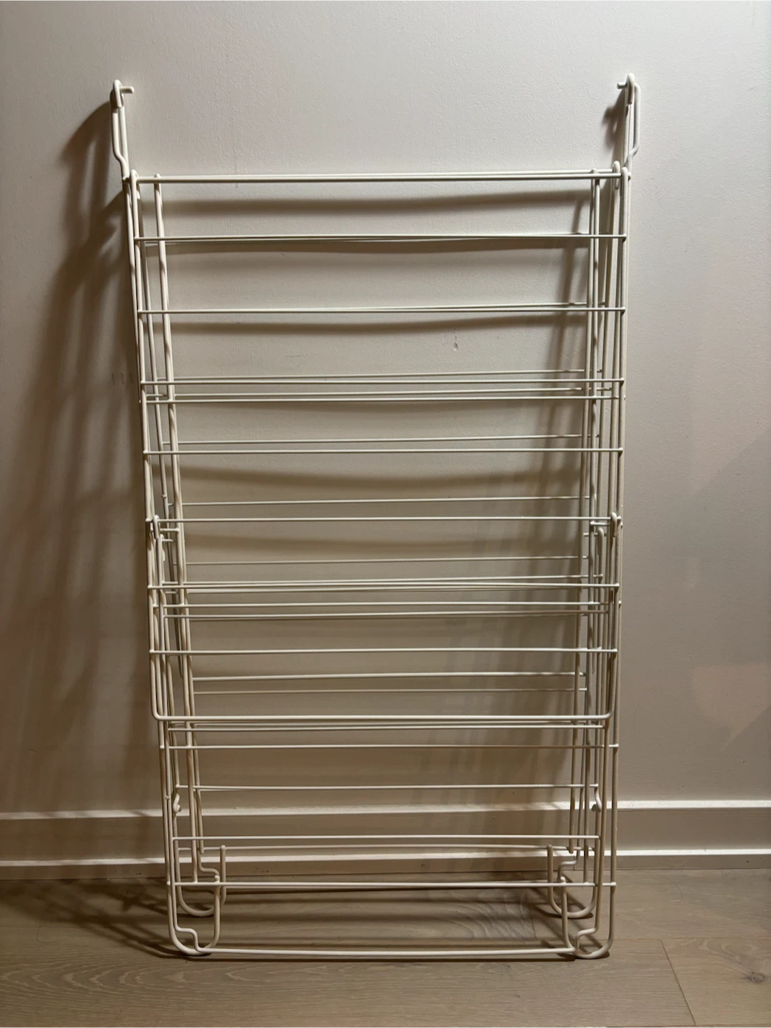 Collapsible White Metal Laundry Drying Rack - photo 2