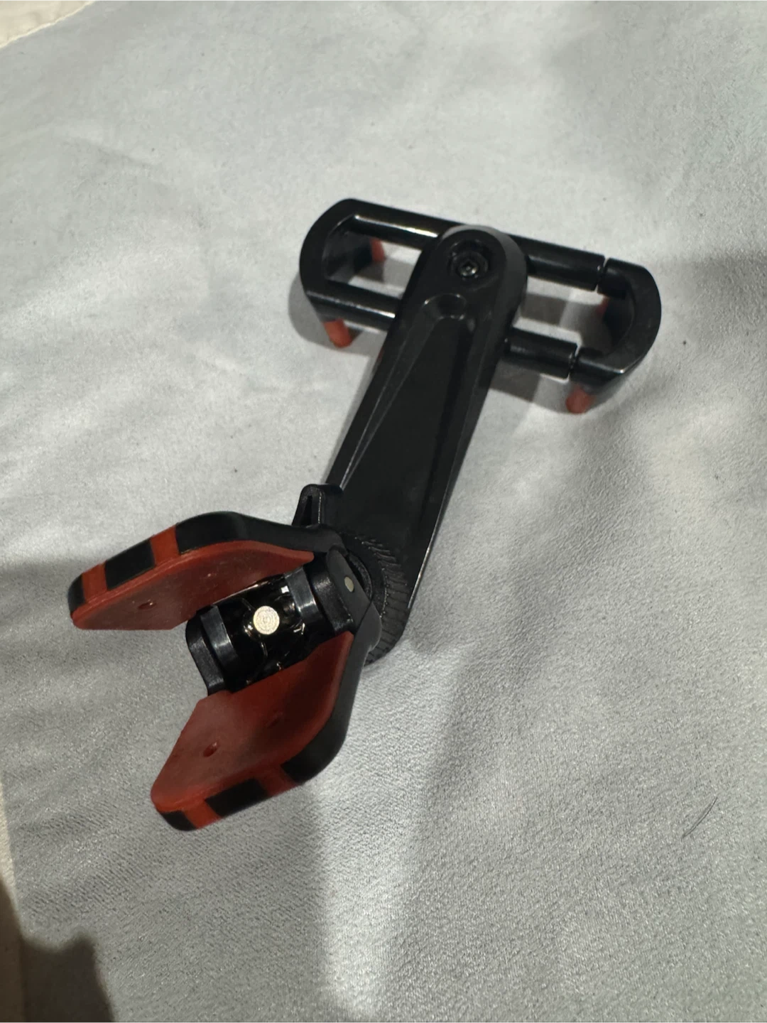 Vehicle Phone Mount