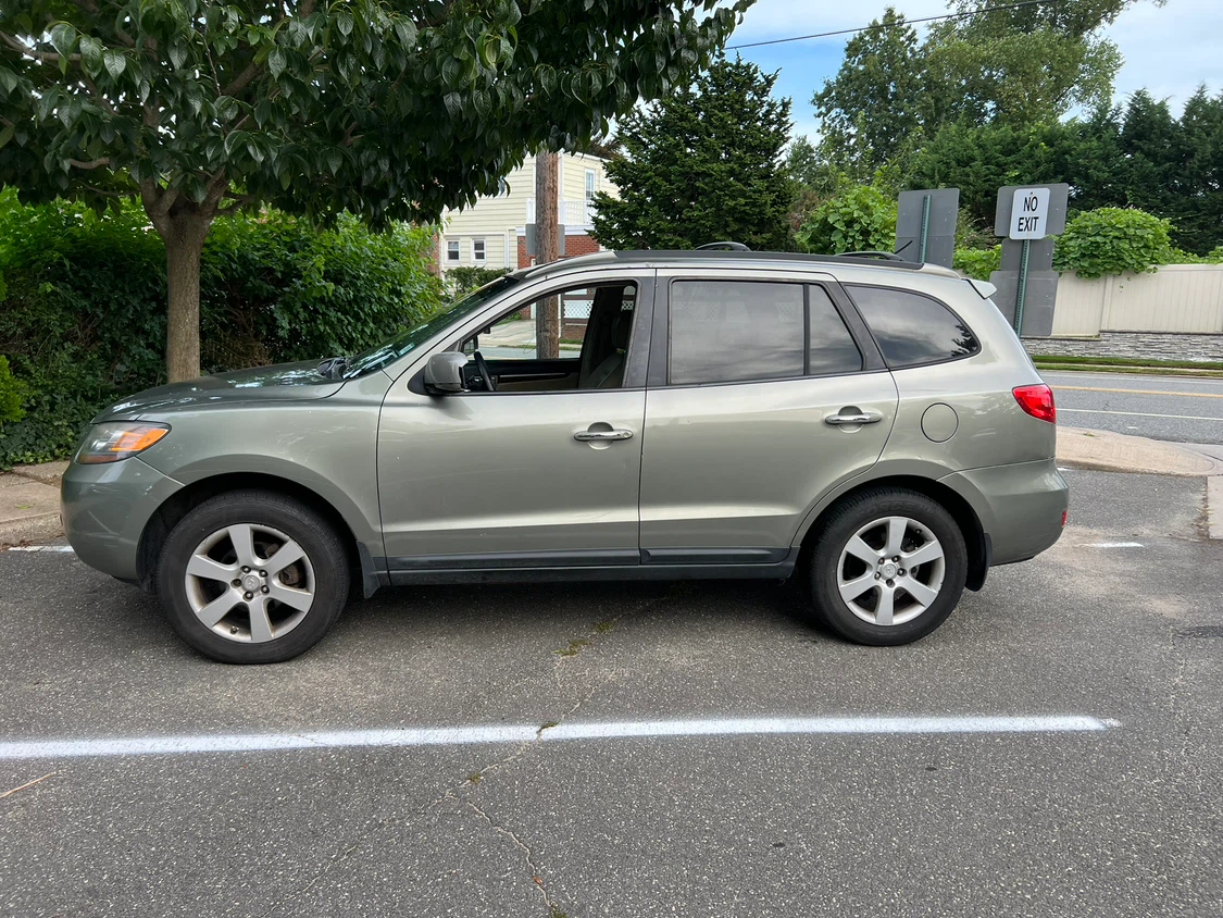 2009 Hyundai Santa Fe Limited edition 1 Owner!