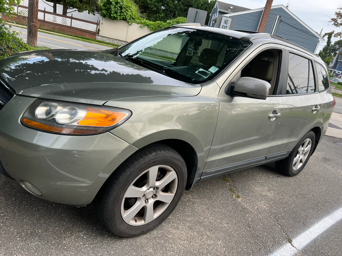2009 Hyundai Santa Fe Limited edition 1 Owner! - photo 3