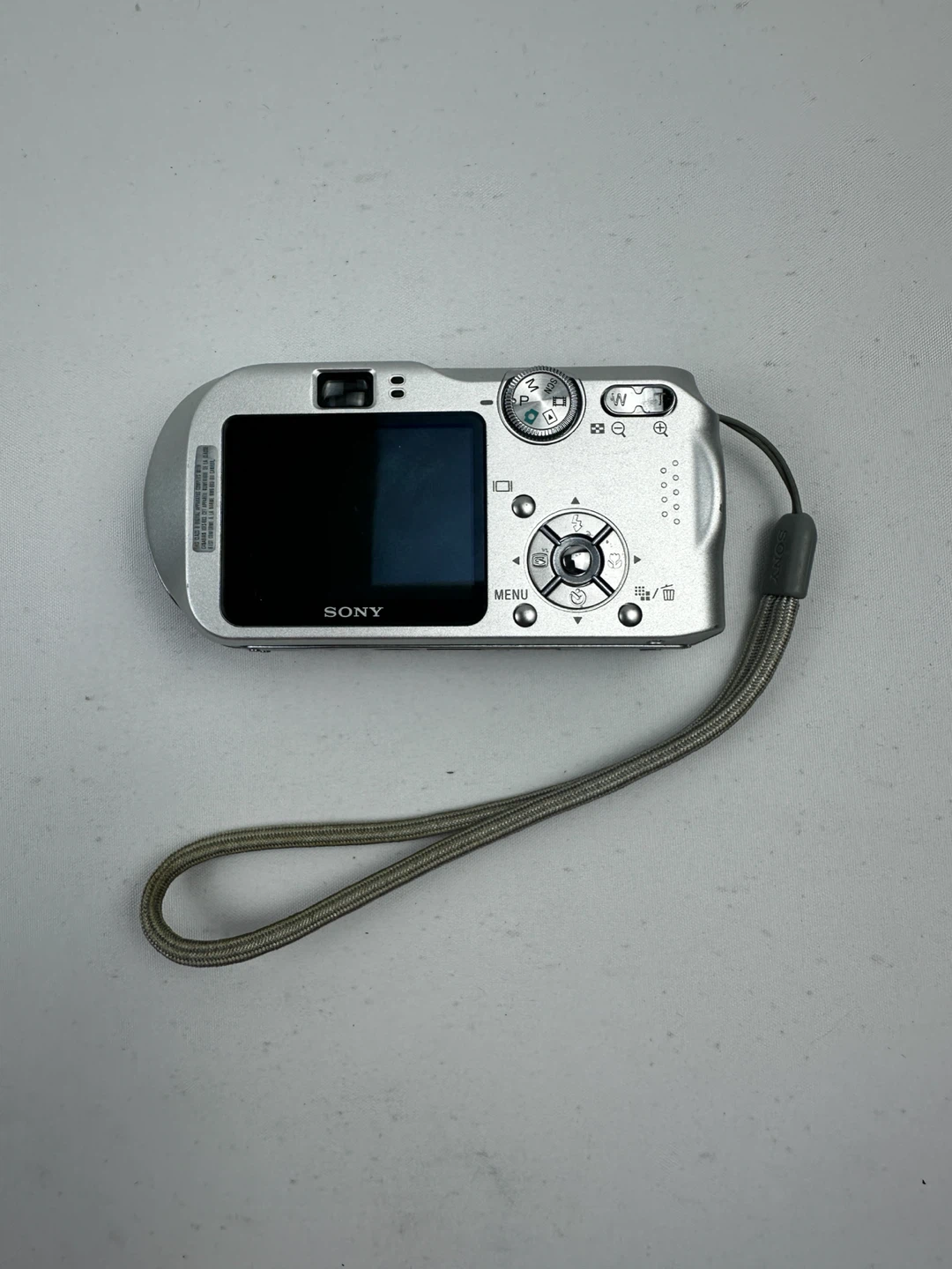 Sony Cyber-shot DSC-P200 Digital Camera FOR PARTS - photo 2