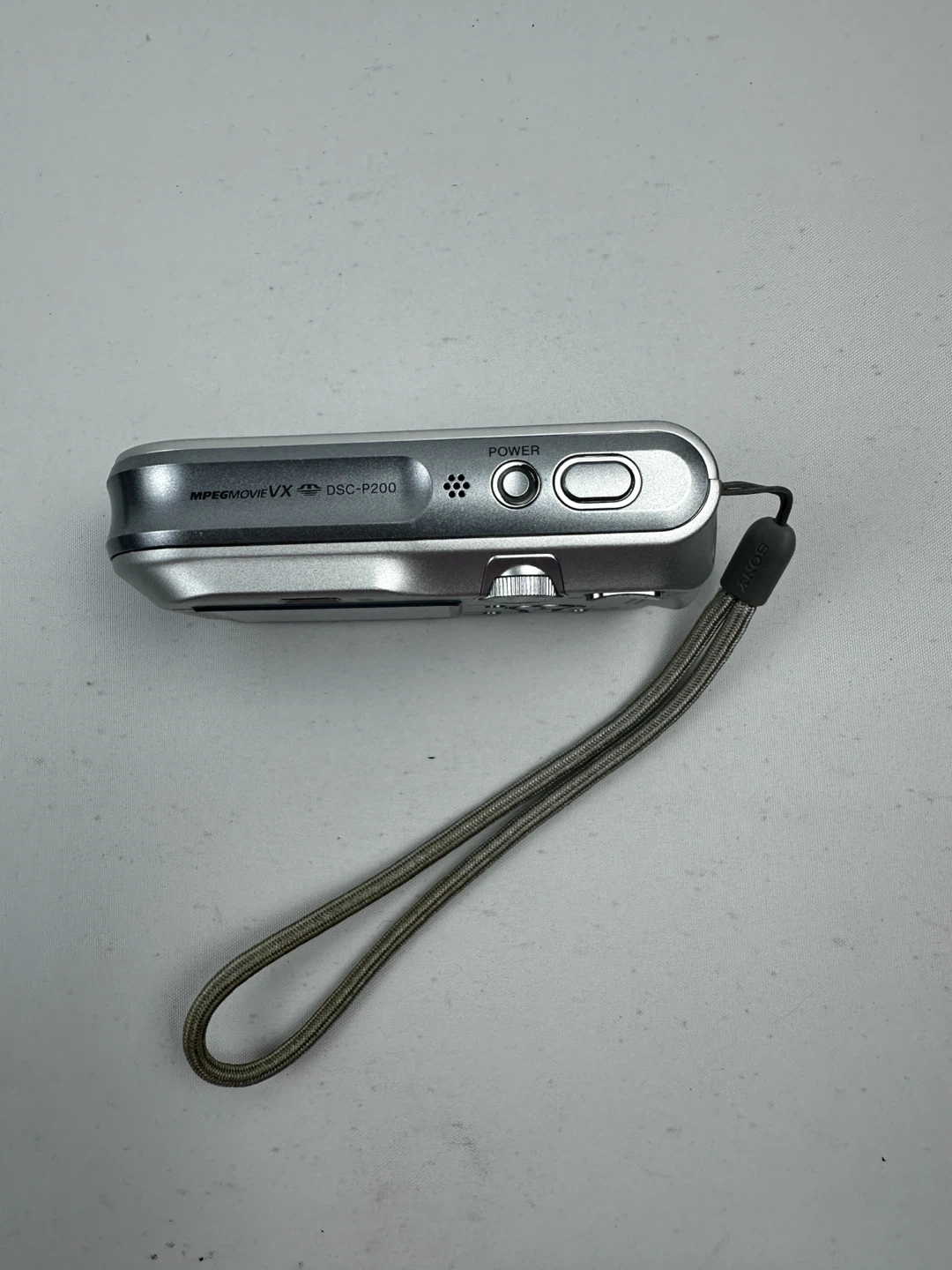 Sony Cyber-shot DSC-P200 Digital Camera FOR PARTS - photo 3
