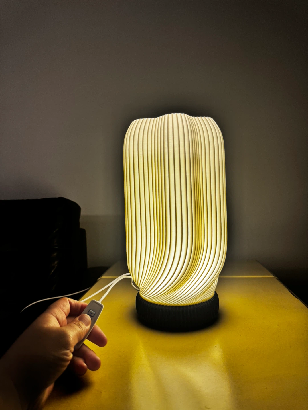 3D Printed Textured Table Lamp - photo 4