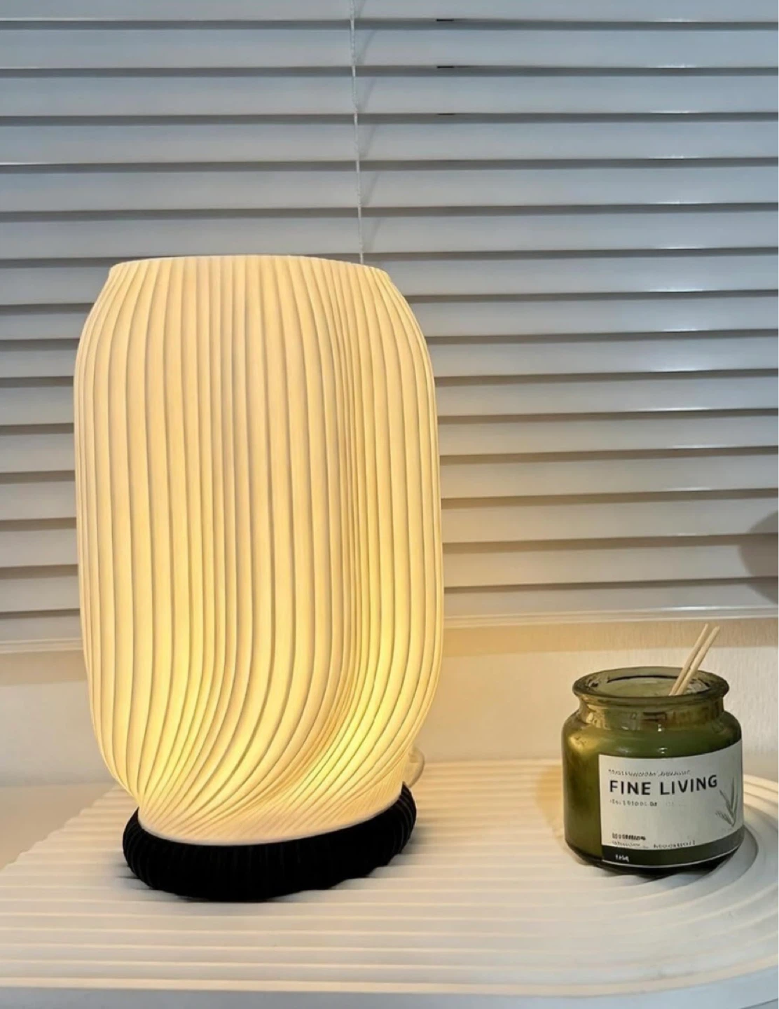 3D Printed Textured Table Lamp