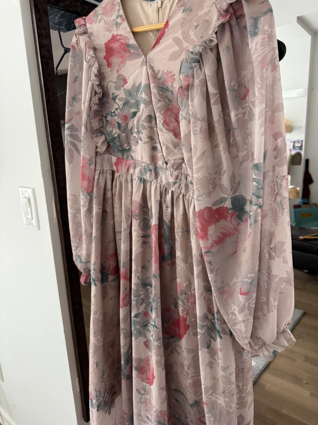 Size XS Floral Long Sleeve Dress - photo 5