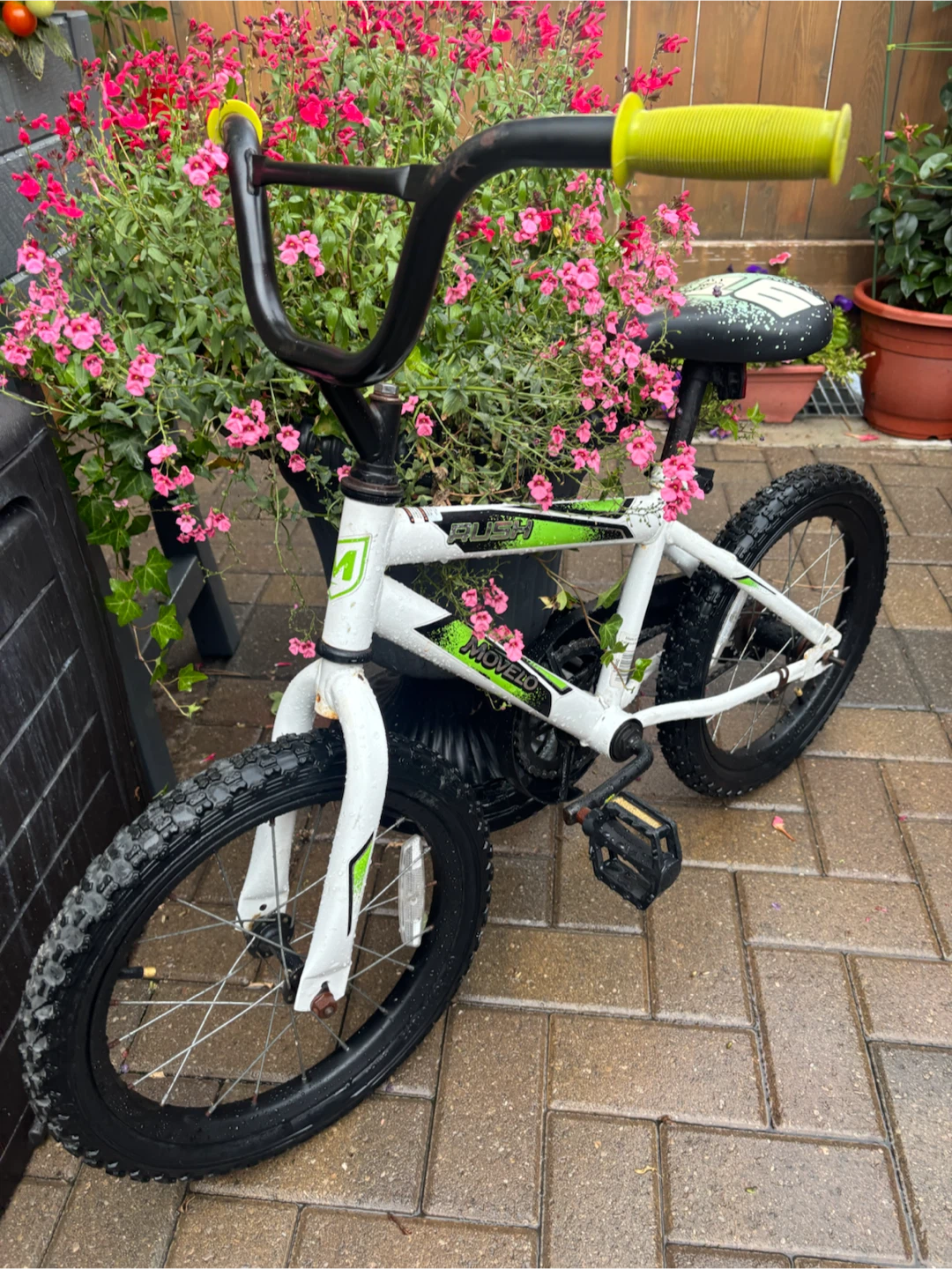 Movelo Rush 16 inch Kids Bike - photo 2
