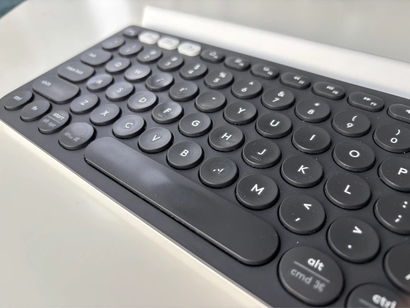 Logitech wireless mouse and keyboard bundle - photo 3