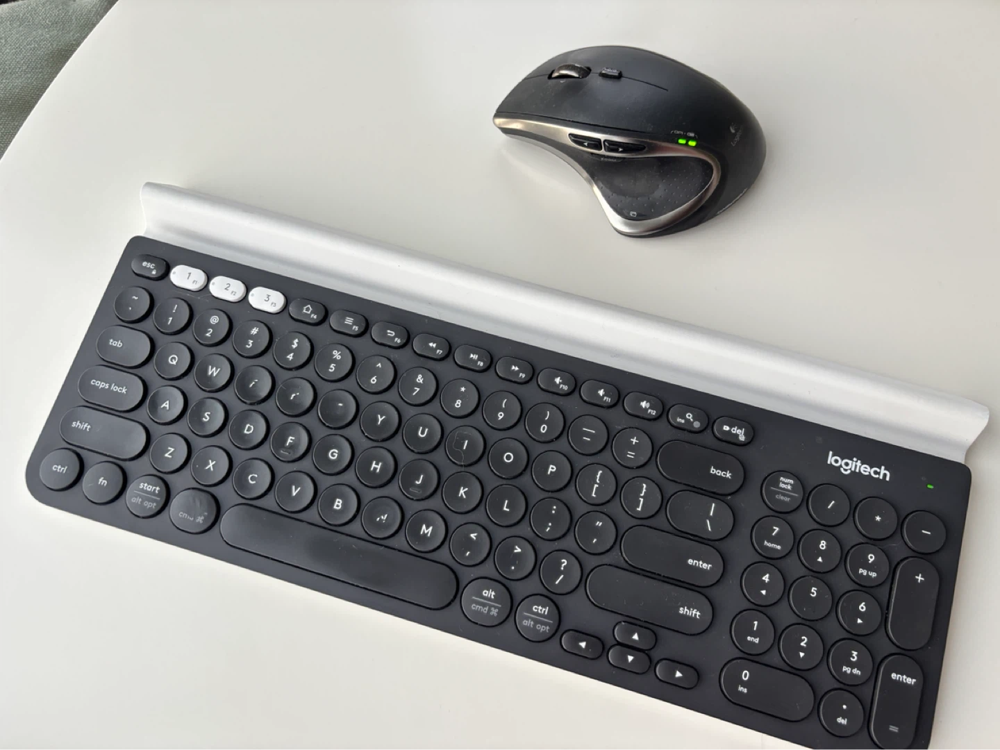 Logitech wireless mouse and keyboard bundle