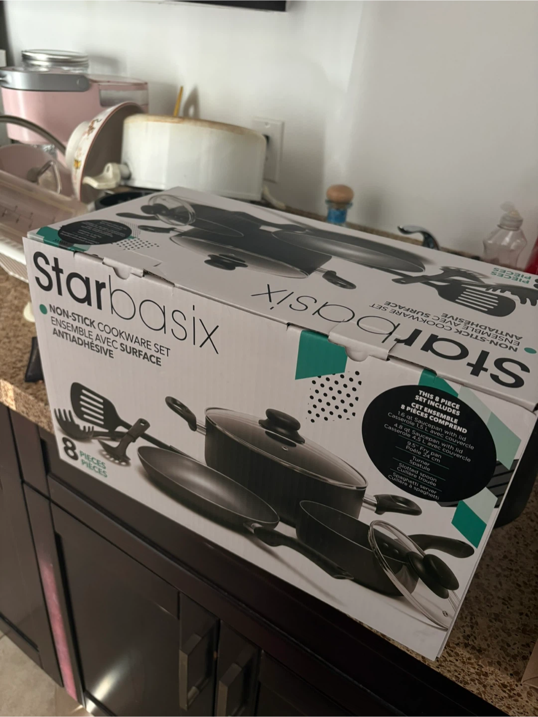 Starbasix 8-Piece Non-Stick Cookware Set