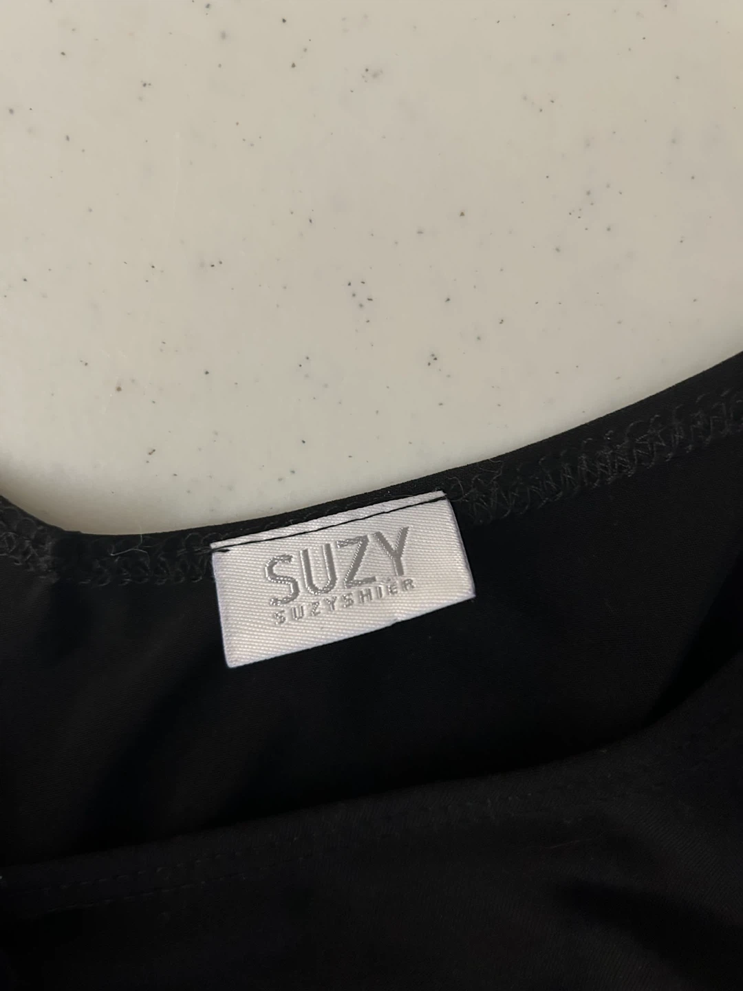 Suzy Shier Black Top with Flower - photo 3