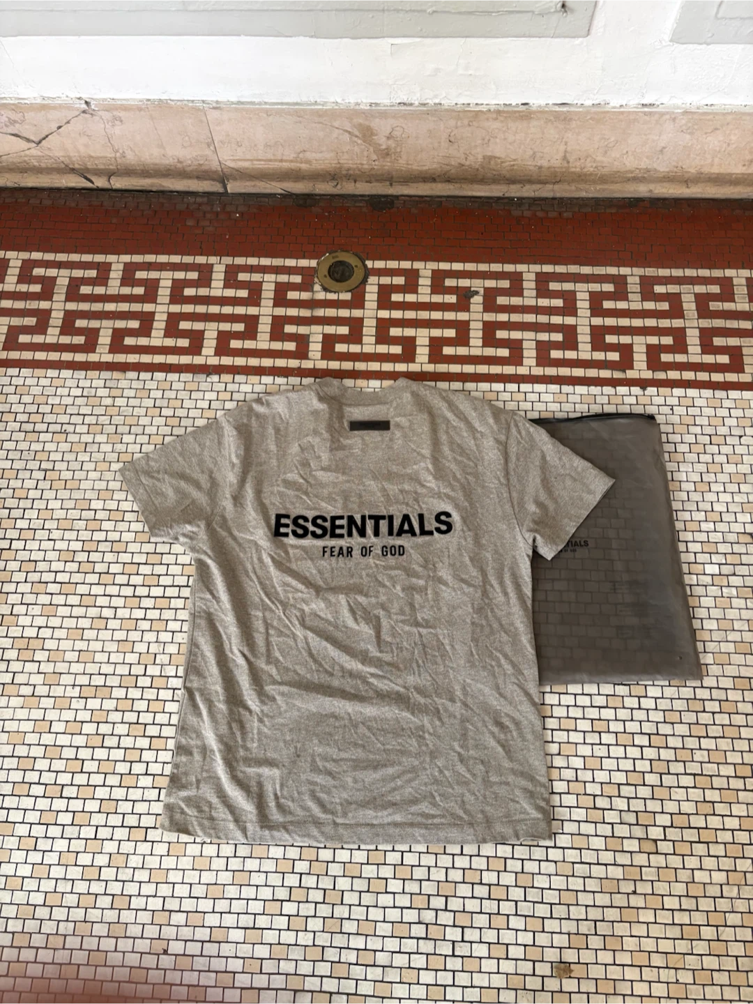 Essentials Fear of God Grey T-Shirt