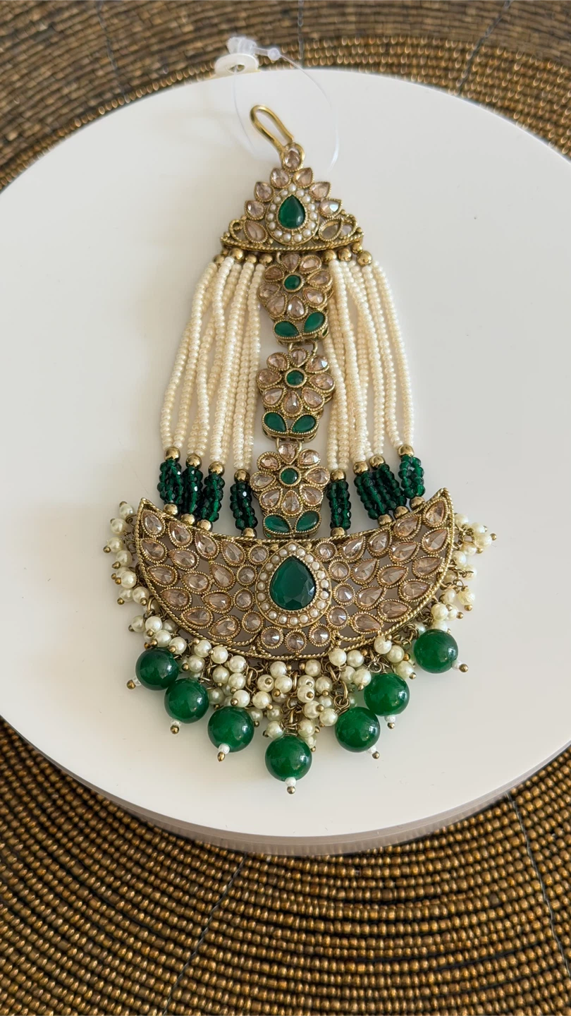 Traditional Emerald and Pearl jhumer
