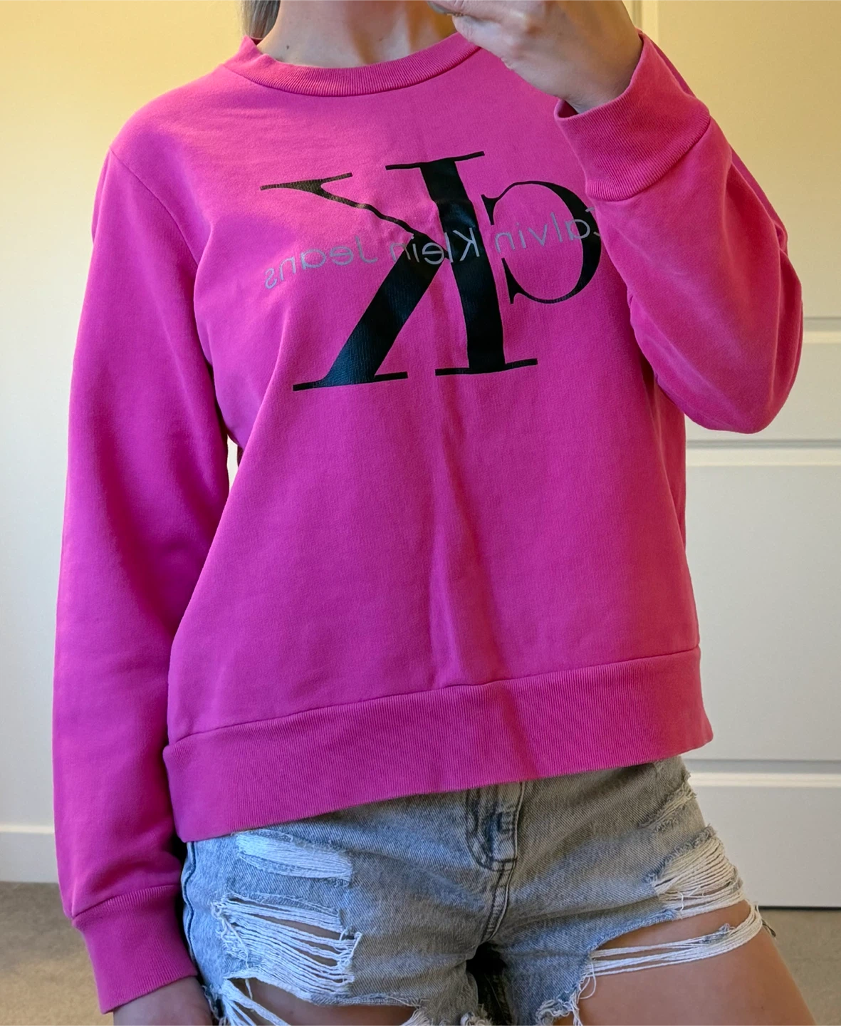 Calvin Klein Jeans Pink Sweatshirt – Size M - photo 2