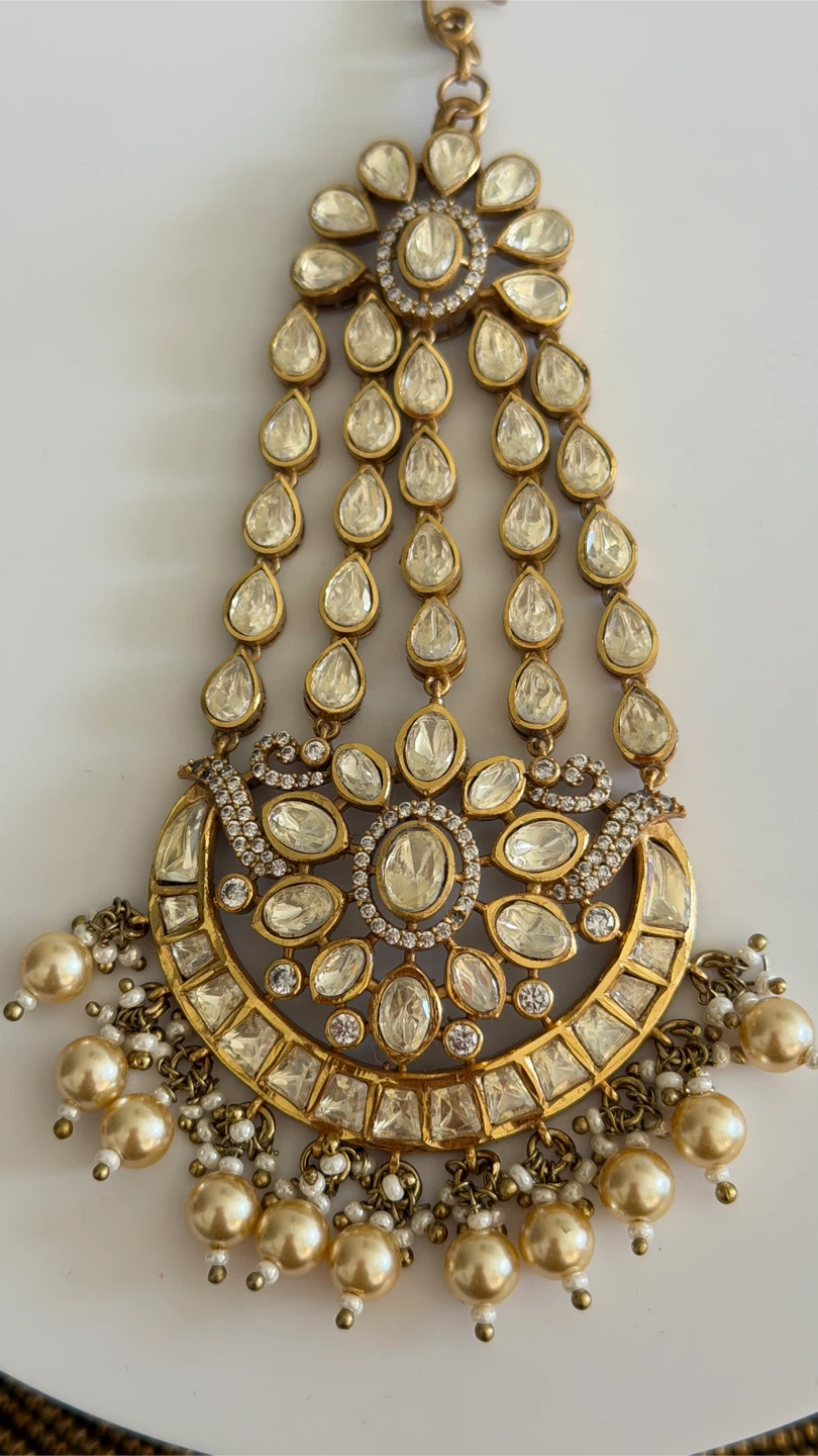 Traditional moissanite jhumer