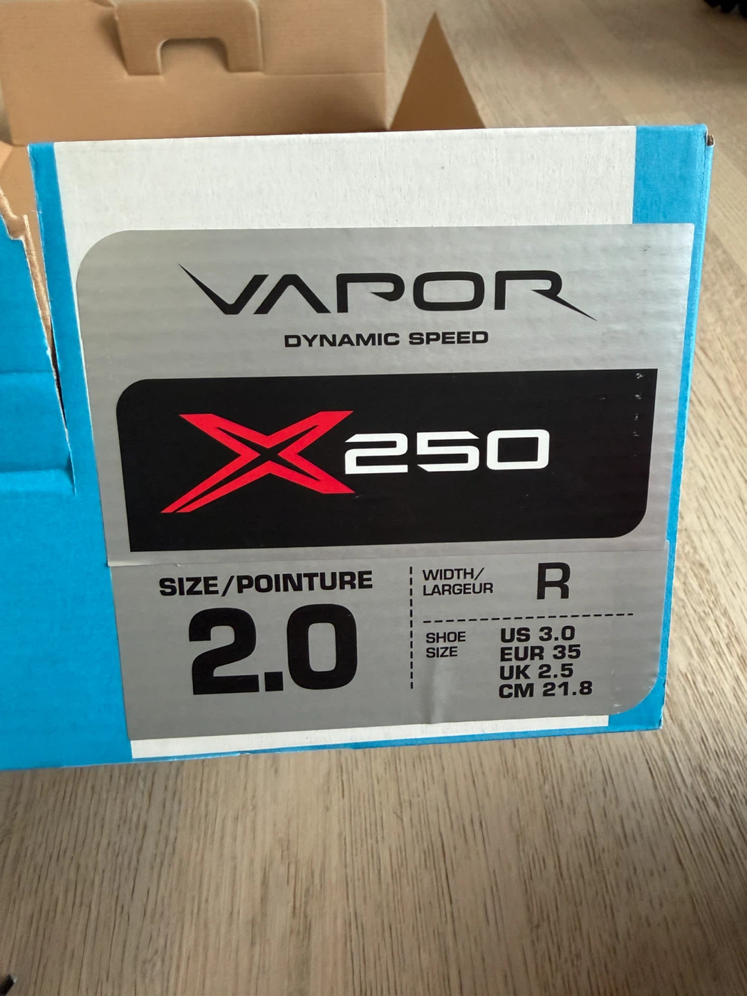 Bauer Vapor X250 (Size 2) Youth Hockey Skate - photo 2