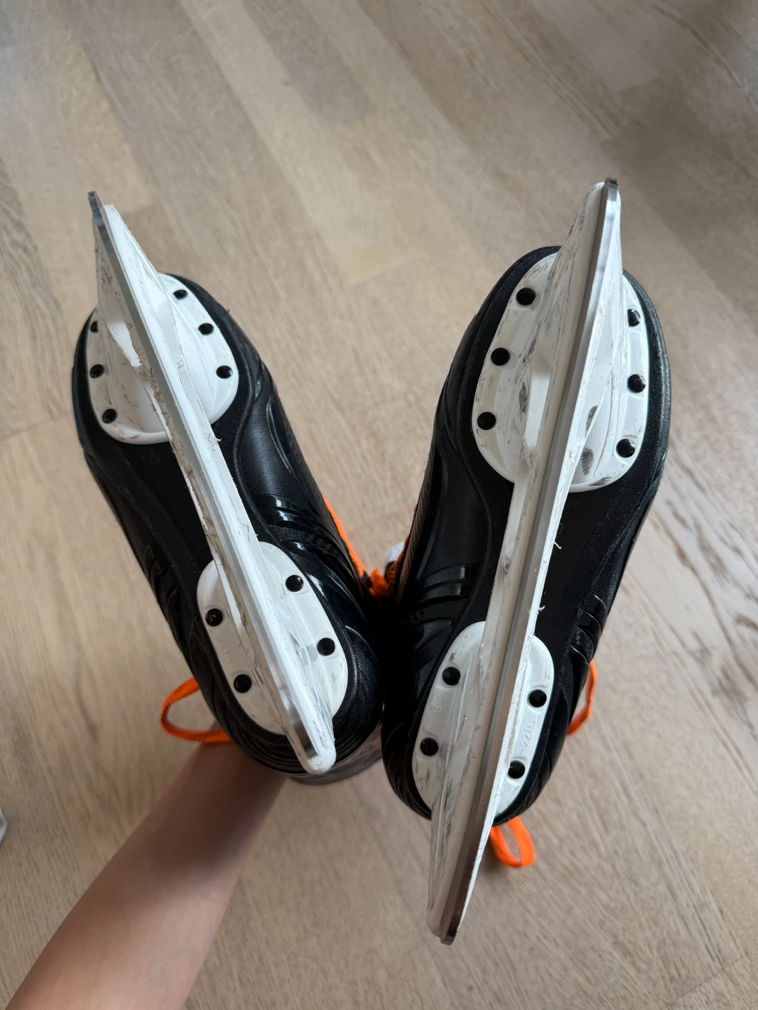 Bauer Vapor X250 (Size 2) Youth Hockey Skate - photo 5