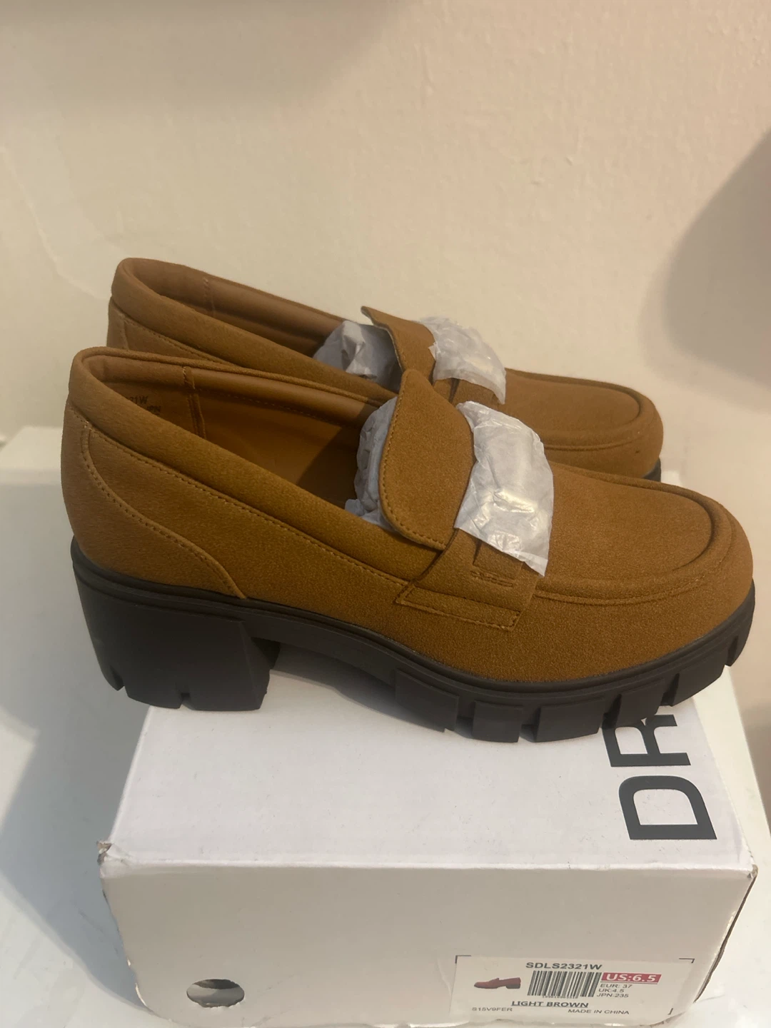Dream Pairs Light Brown Loafers Size 6.5