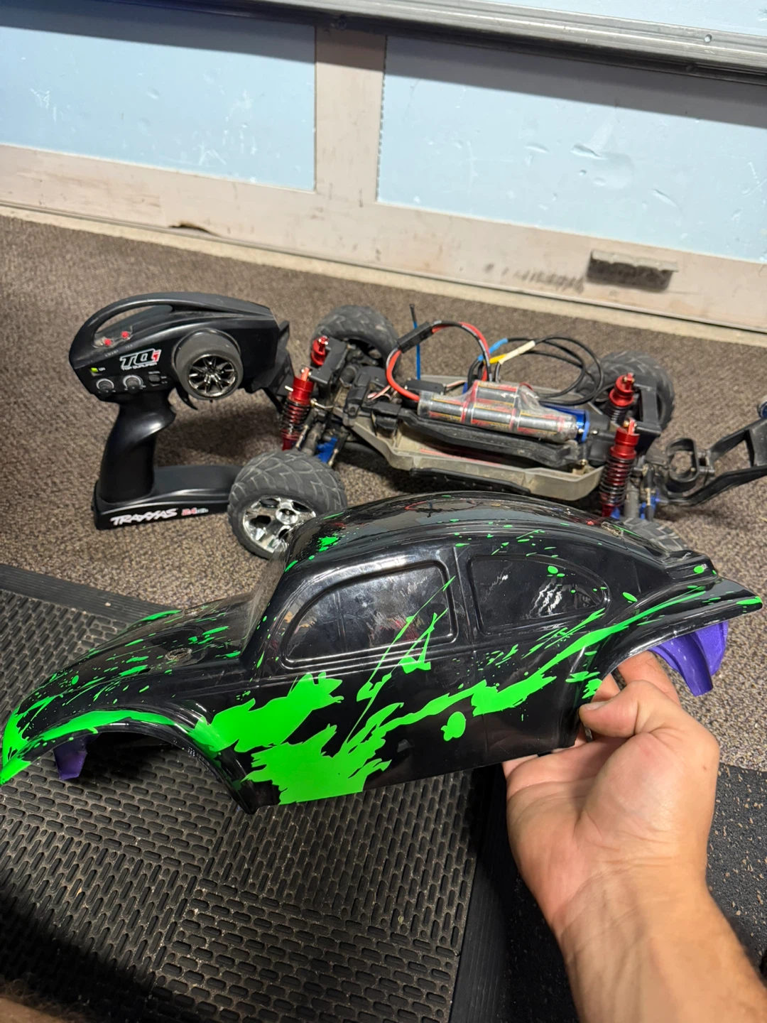 Traxxas hoss 4x4 VXL brushless - photo 2