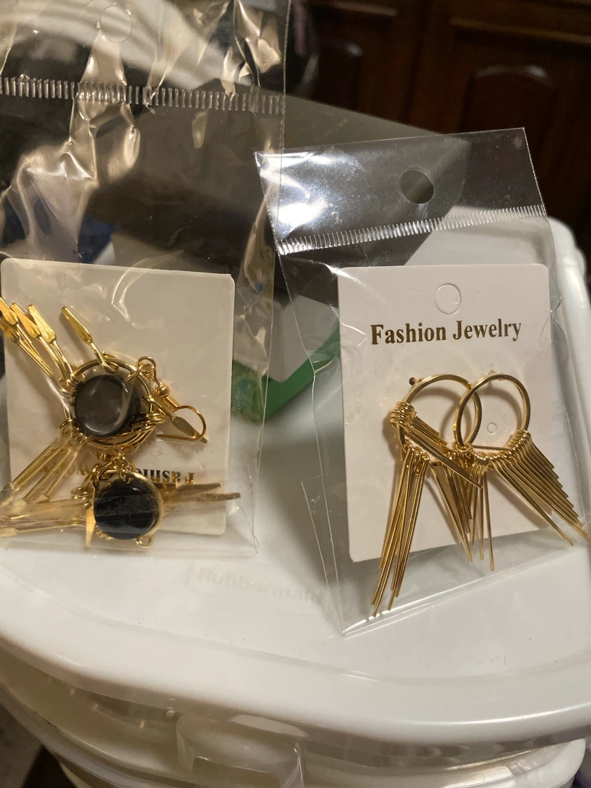 Two pairs of gold-tone fashion earrings