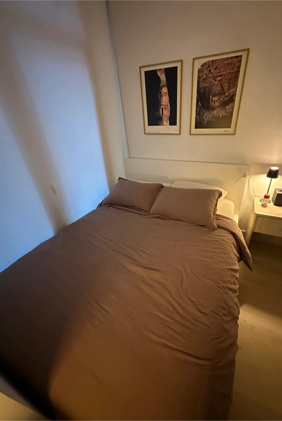 Ikea Queen Malm Bed frame! For immediate pickup. Move out sale - photo 2