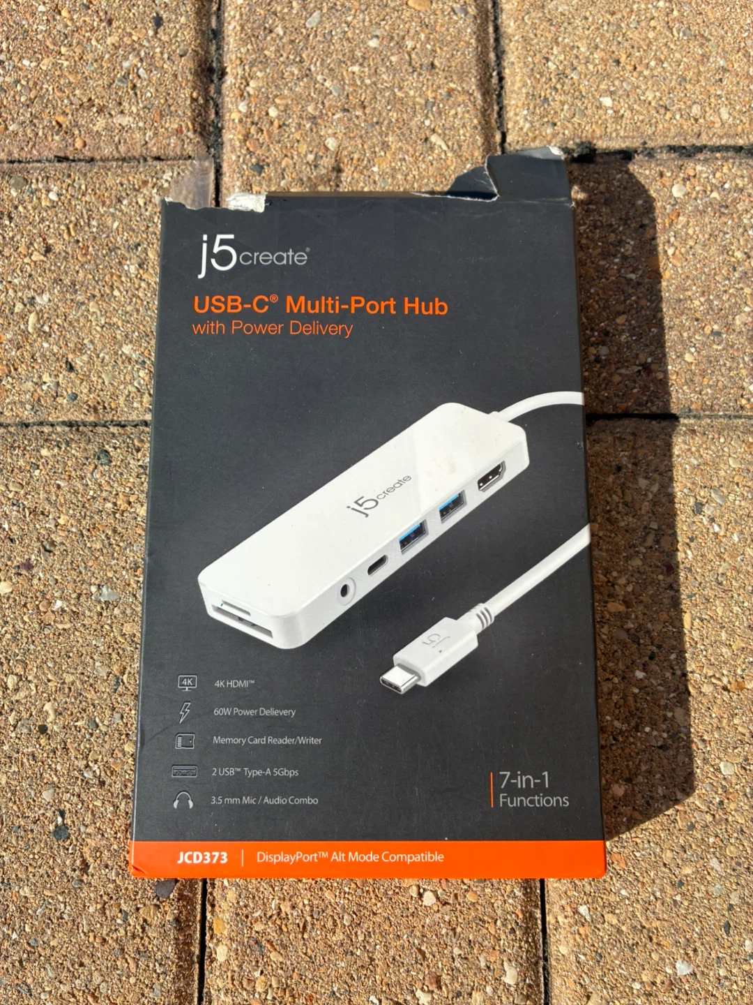 J5 Create USB-C Multi Port Hub with Power Delivery