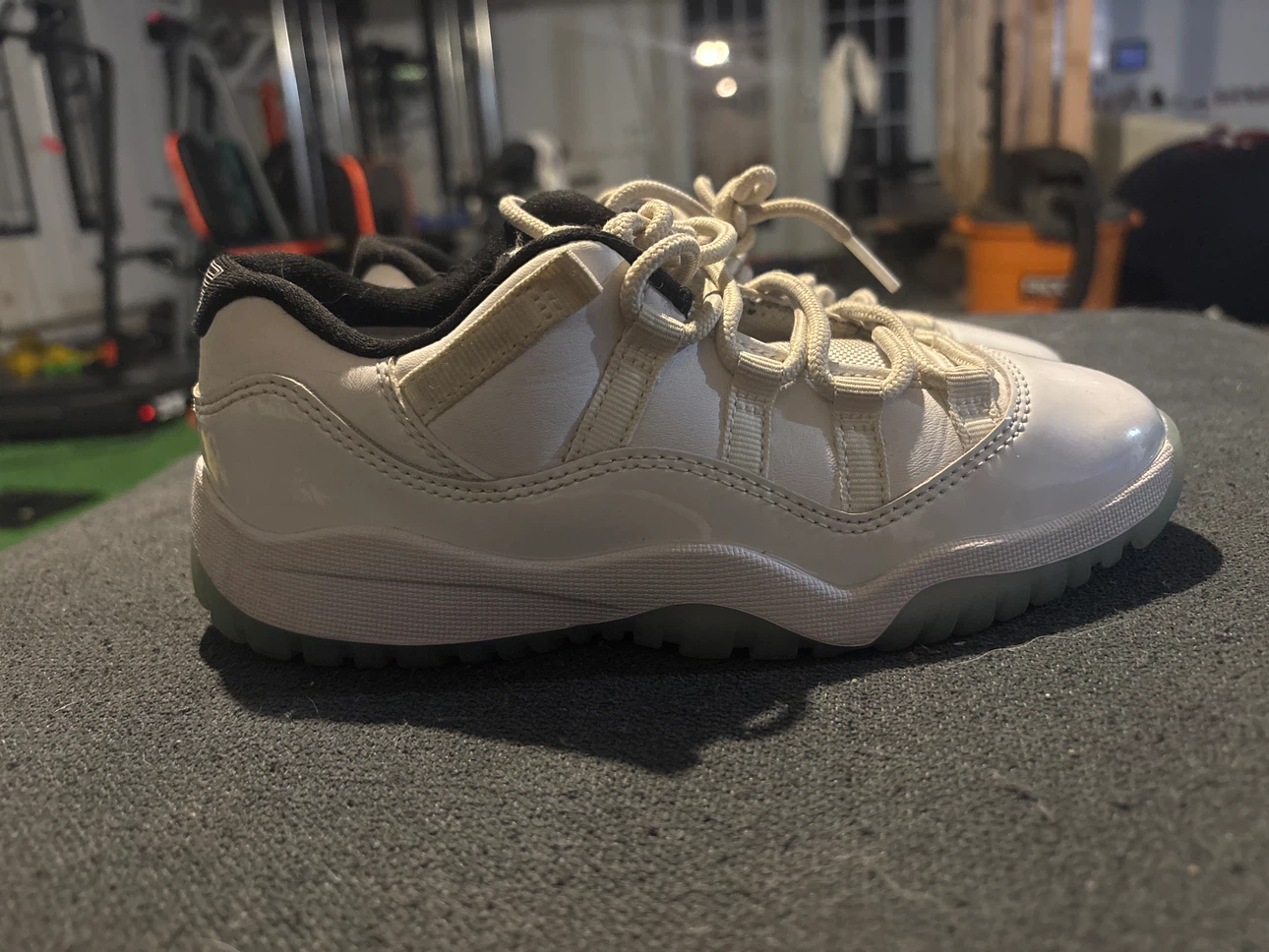 Jordan 11 Retro Low
