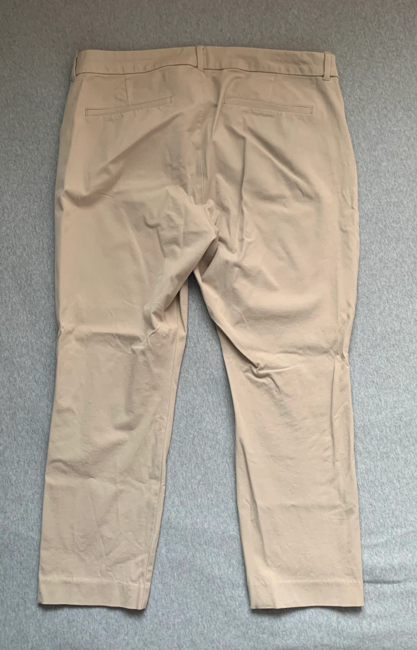 Old Navy Pixie High-Rise Pants - Size 18 - photo 2