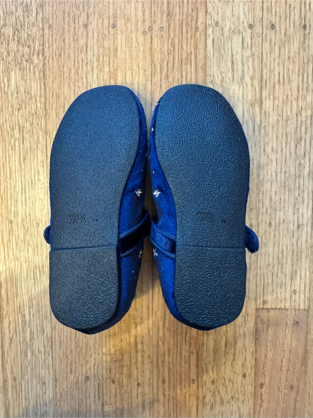 Zara Kids Velvet Flats - photo 2