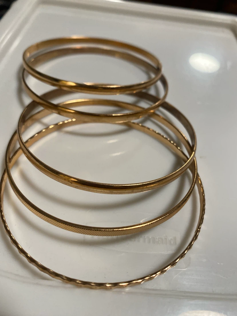 Set of 7 Gold-Tone Stackable Bangles