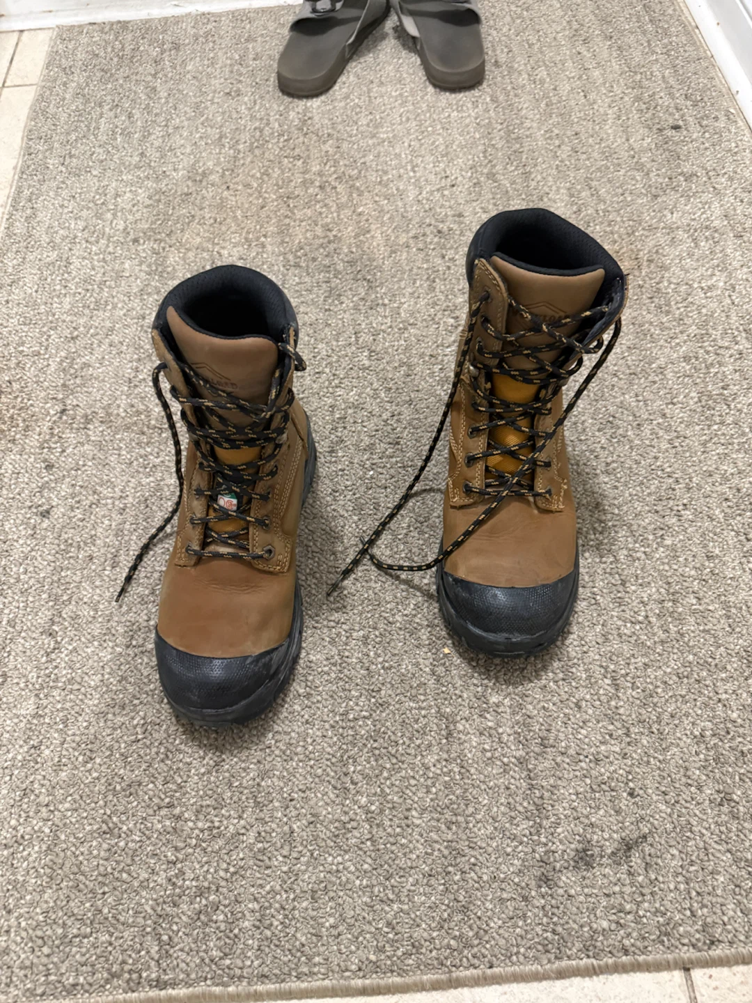 NEW Size 8 High Top Safety Boots - Brown