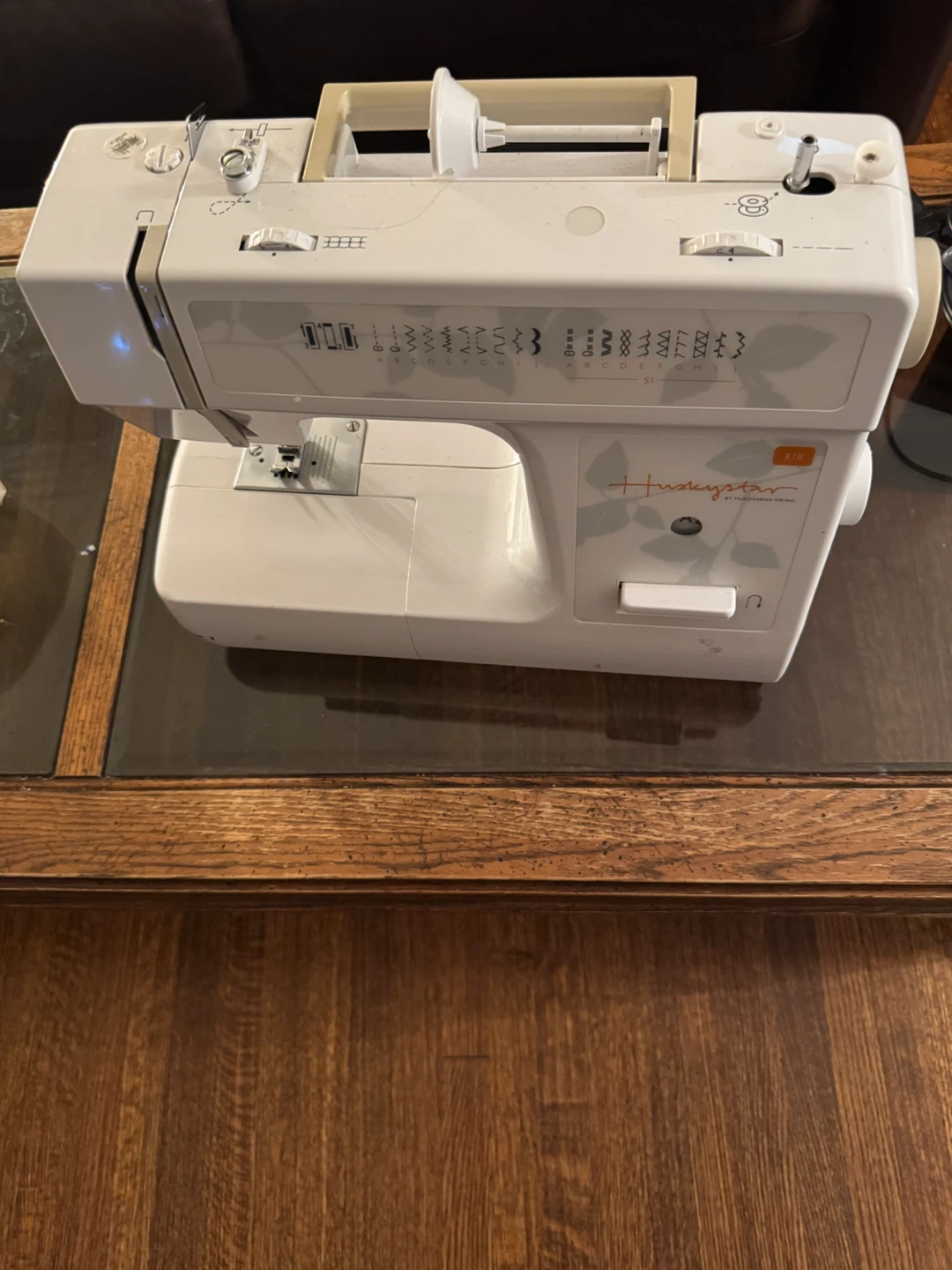Huskystar E10 Sewing Machine - photo 2