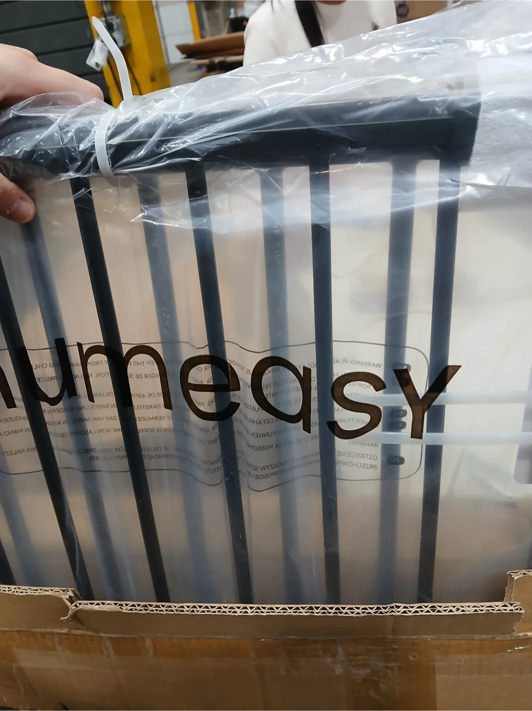 Mumeasy Extra Tall Baby and Pet Safety Gate - photo 3