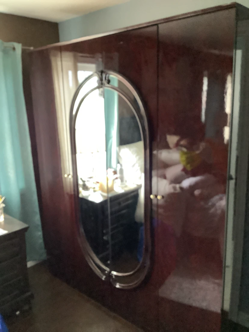 Armour/ walk in closet - photo 2