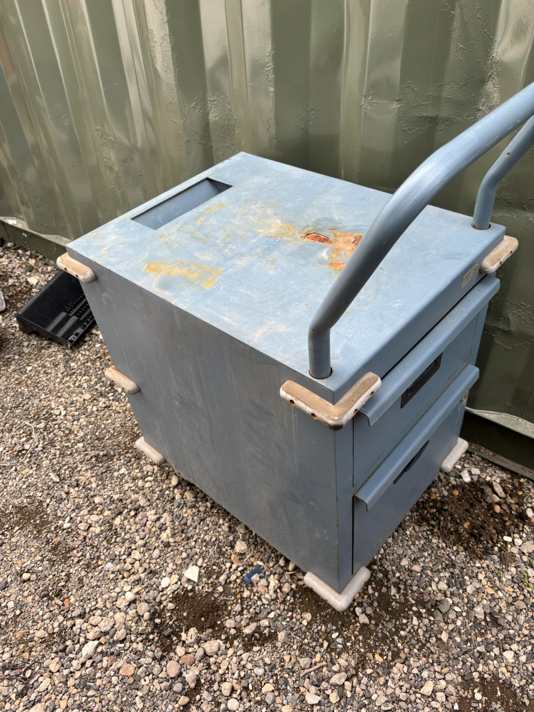 Metal SAFE, bullet proof - photo 2