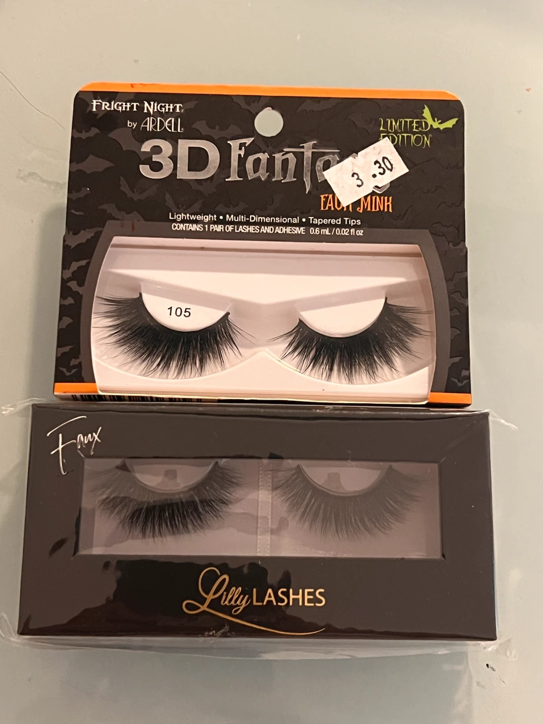 2 Pairs of Fake Eyelashes
